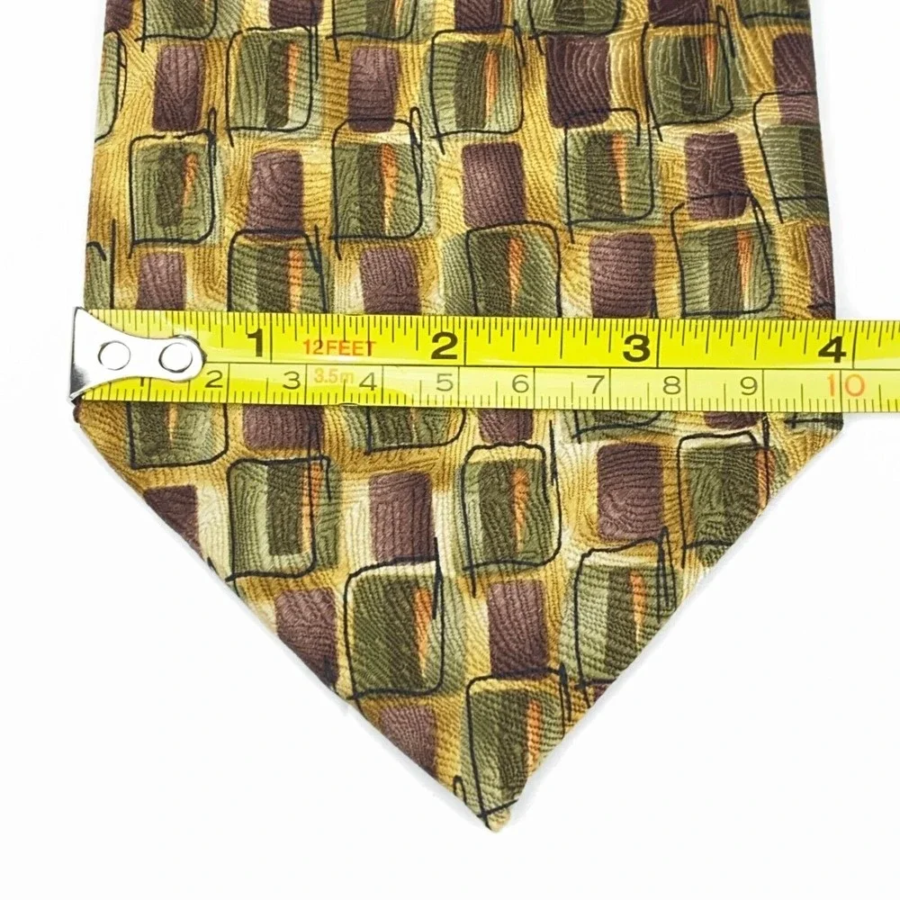 Jerry J Garcia New York NY Collection #40 Tie Limited Edition 100% Silk Necktie